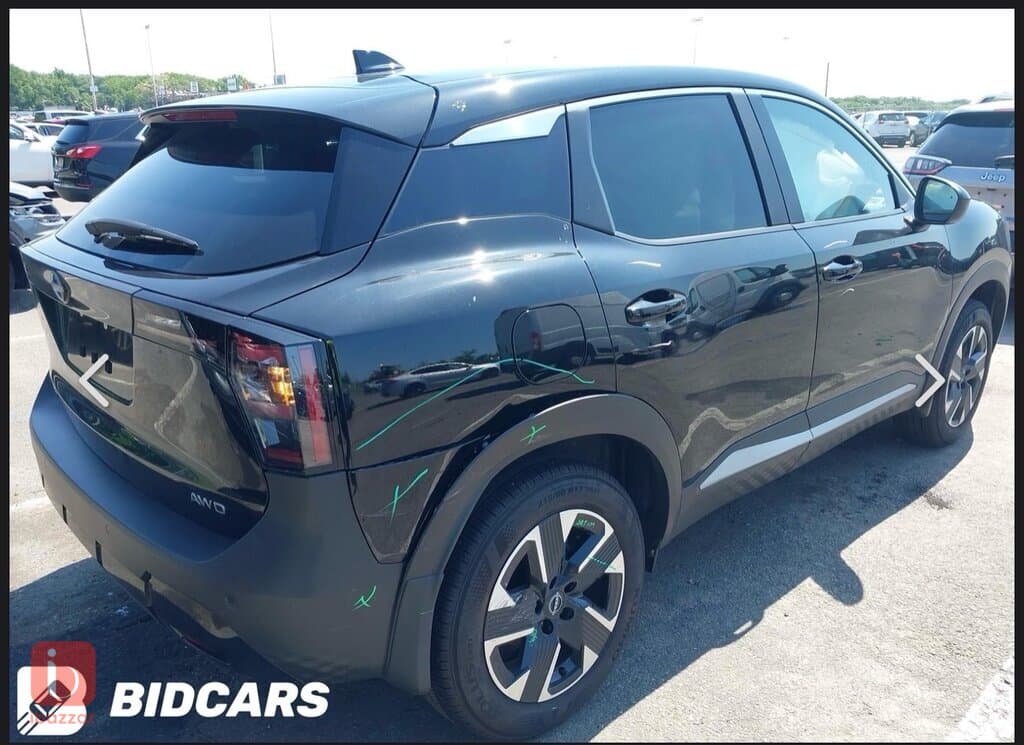 Nissan Kicks SV 16