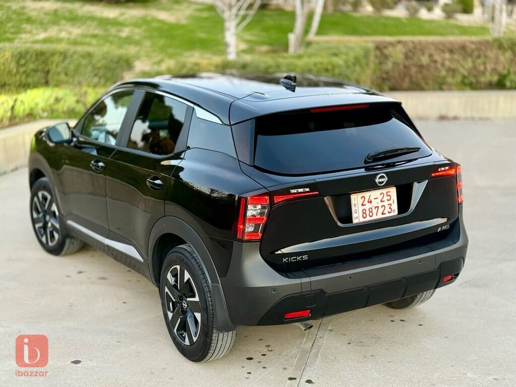 Nissan Kicks SV 7