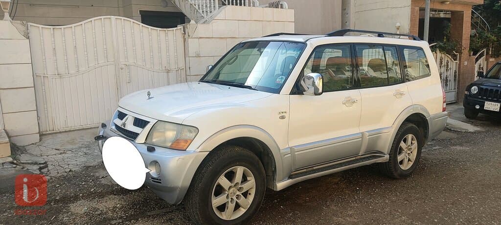 Mitsubishi Pajero GLX 3