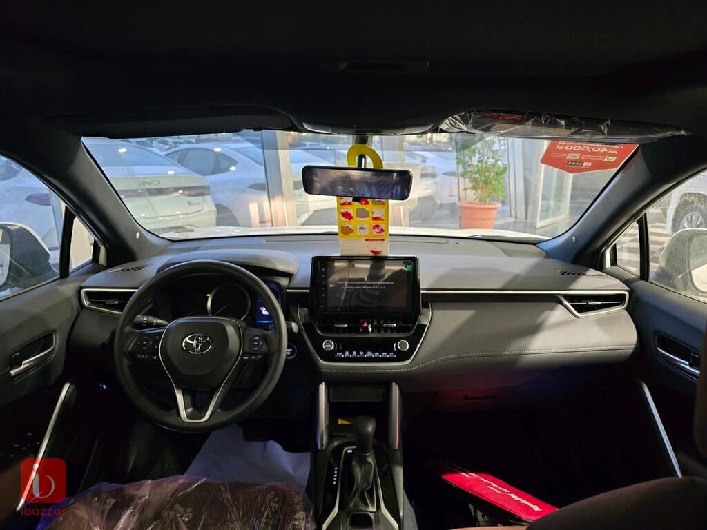 Toyota Corolla Cross 6