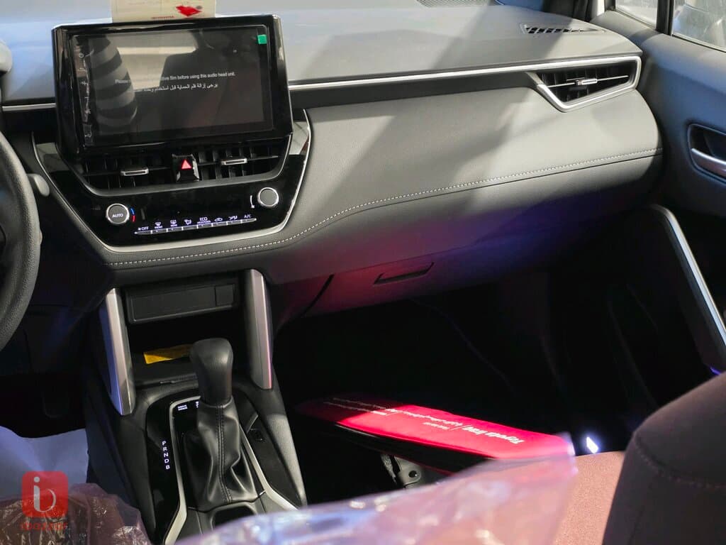 Toyota Corolla Cross 8