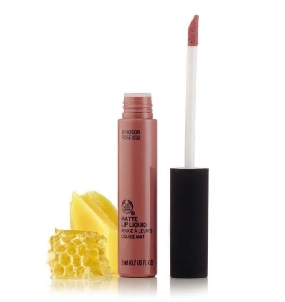 Everyday Glam Essentials Set - Lip, Lashes &Flawless Base 3