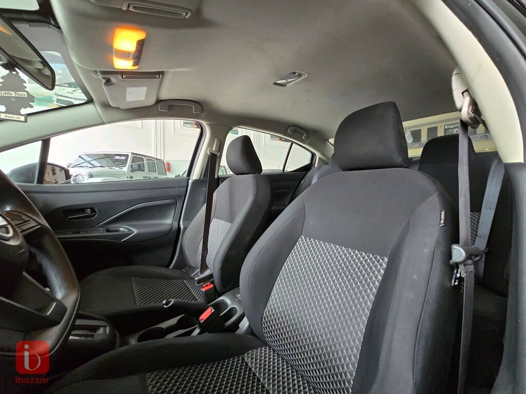 Nissan Versa 7