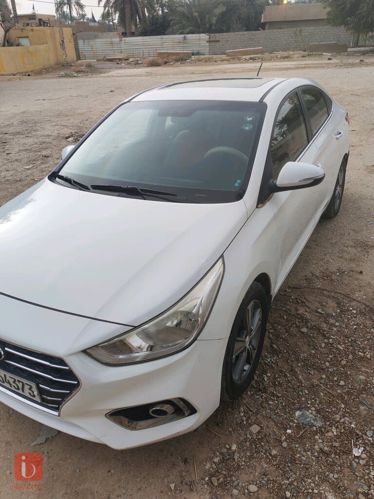 Hyundai Accent 11