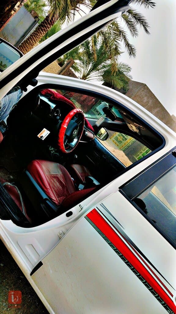 Toyota Hilux SR5 2