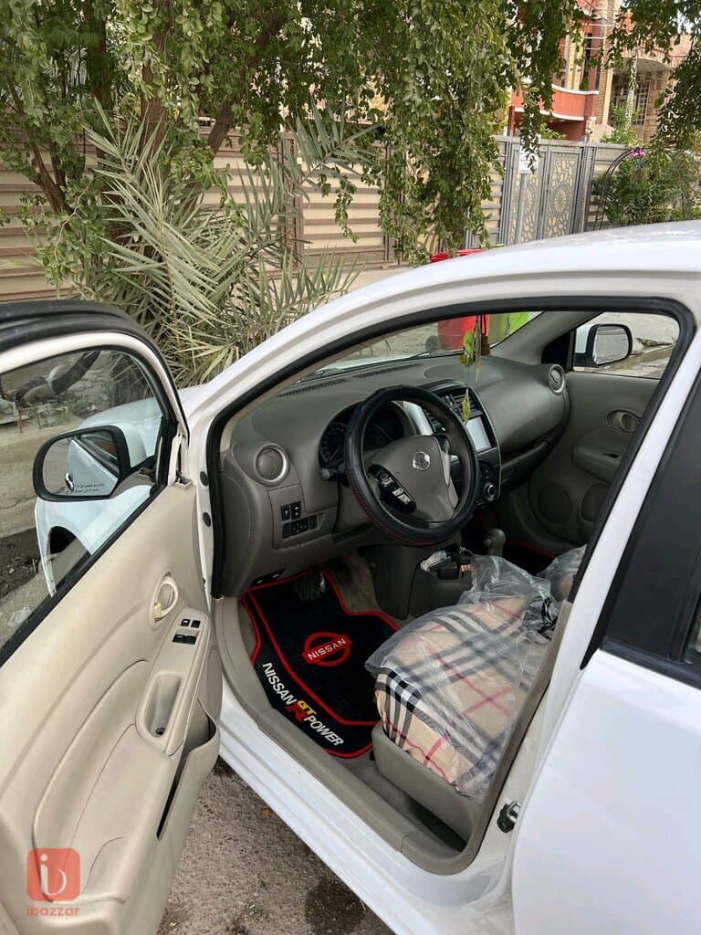 Nissan Sunny 7