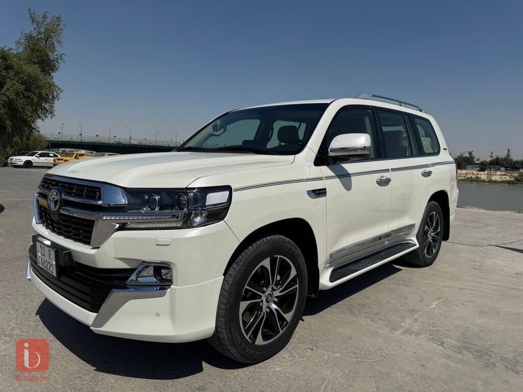 Toyota Land Cruiser GXR 5