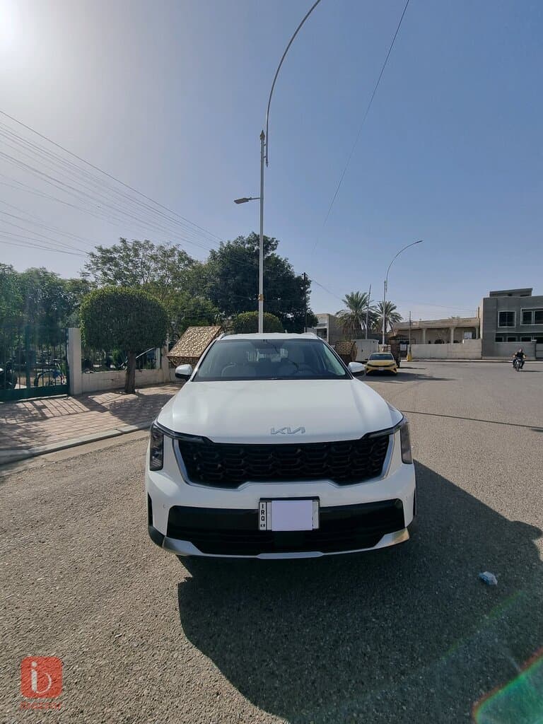 KIA Sorento 4