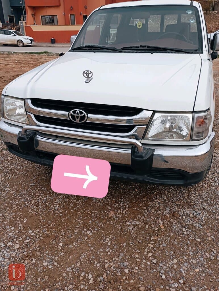 Toyota Hilux 1
