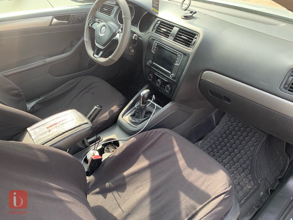 Volkswagen Jetta Comfortline 11