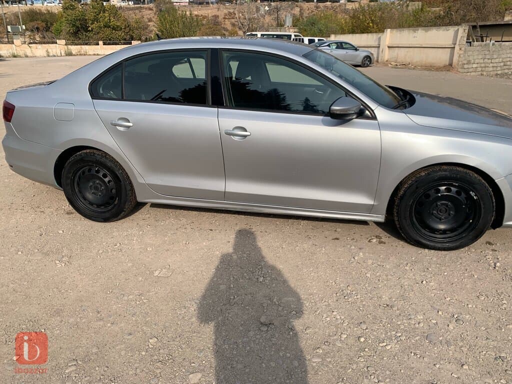 Volkswagen Jetta Comfortline 4