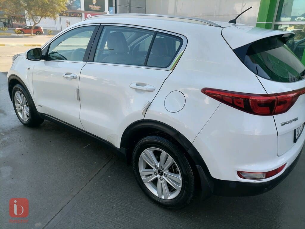 KIA Sportage LX 4