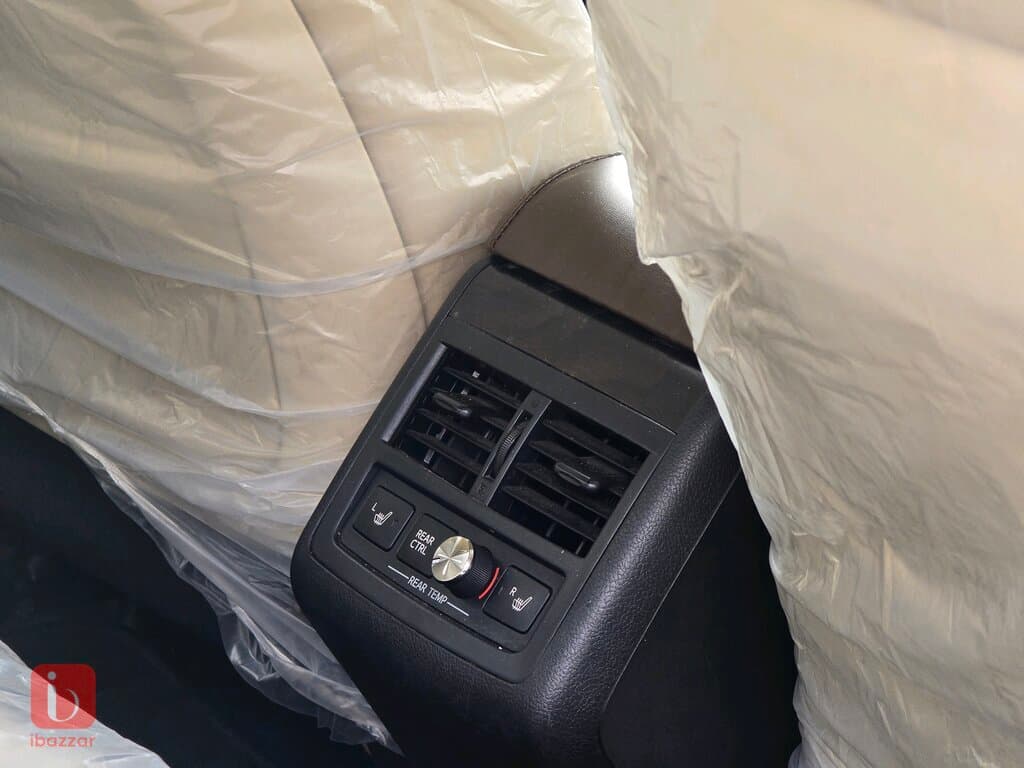 Toyota Avalon 7