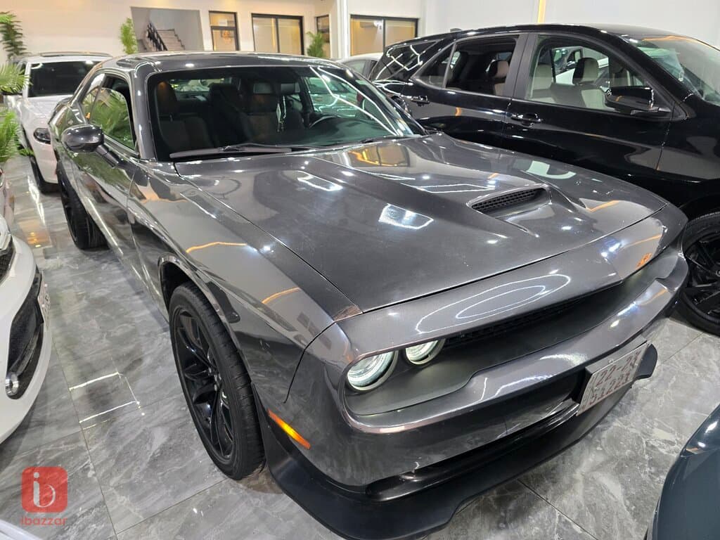 Dodge Challenger SXT