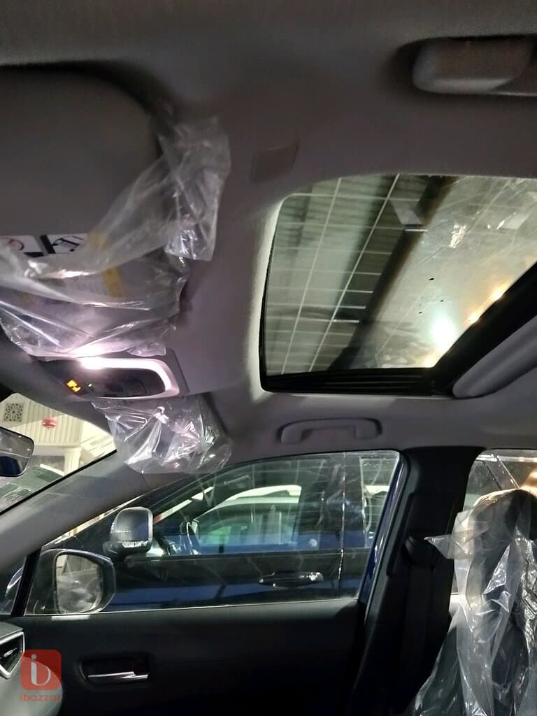 Toyota Corolla Cross XLE 5