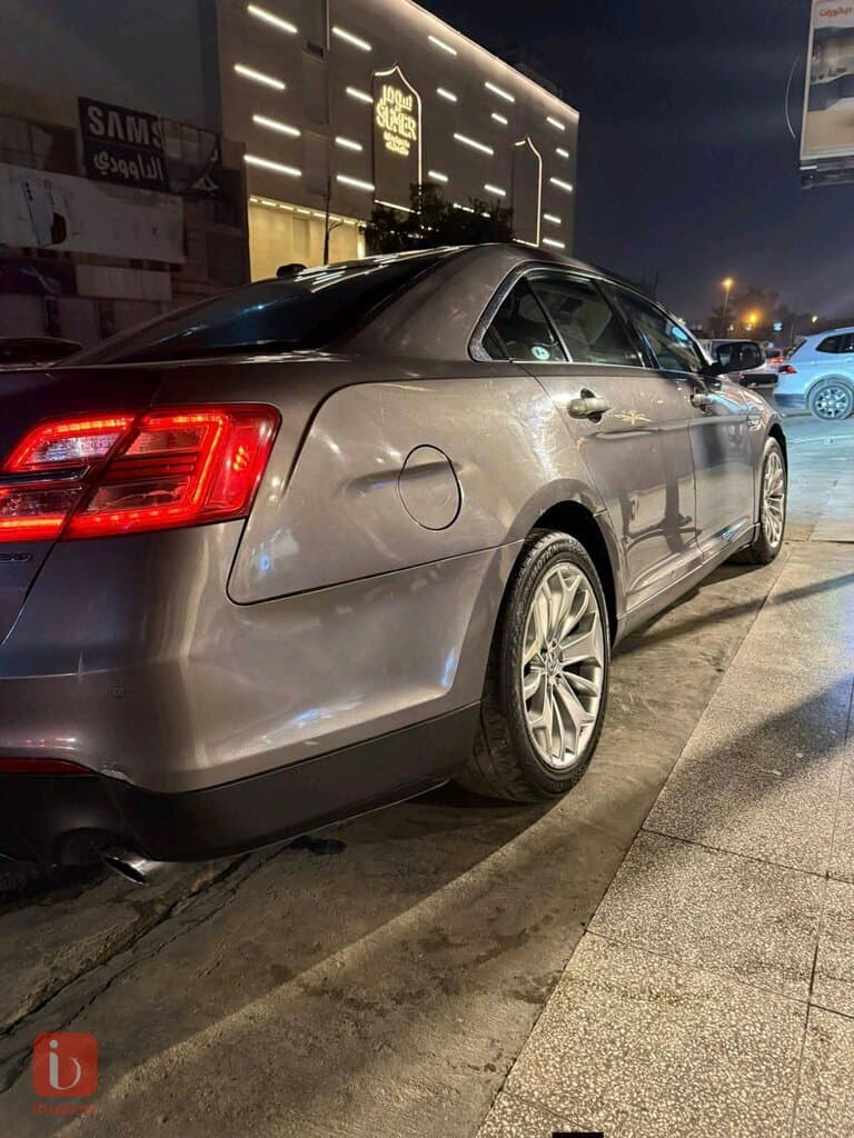 Ford Taurus Limited 11