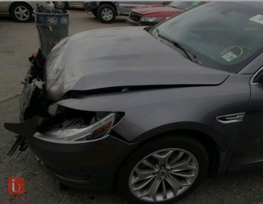 Ford Taurus Limited 9