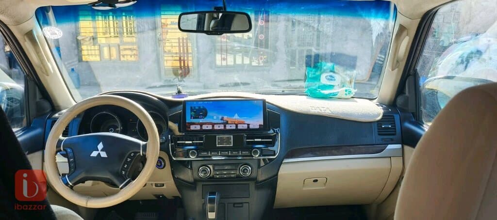 Mitsubishi Pajero 4WD 5 Door 5
