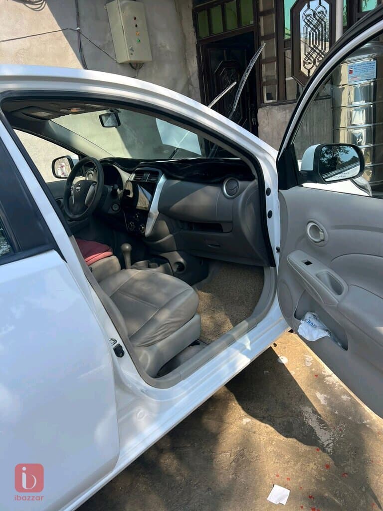 Nissan Sunny Base 6