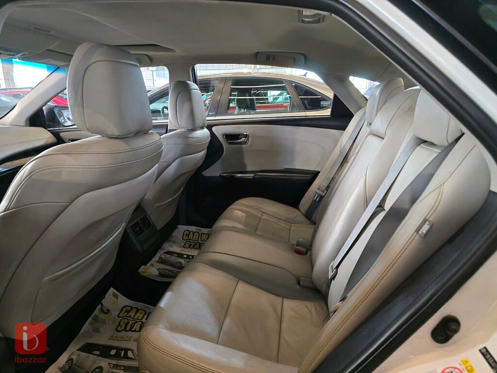 Toyota Avalon XLE 6