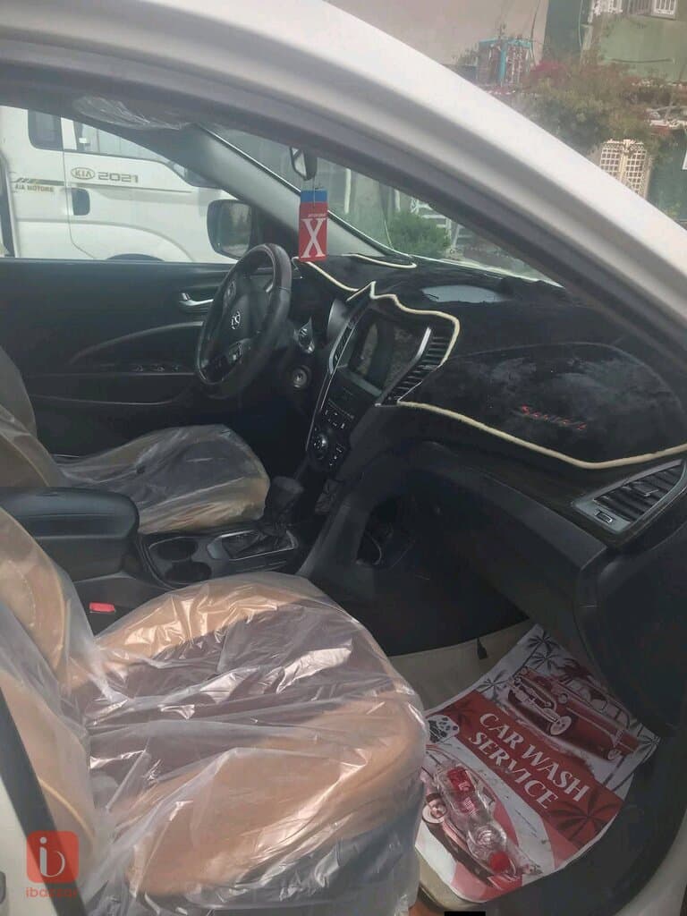 Hyundai Santa Fe Standard 15