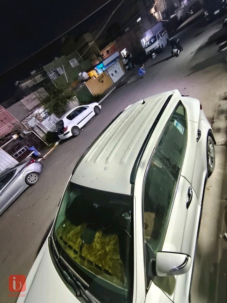 Hyundai Santa Fe Standard 8
