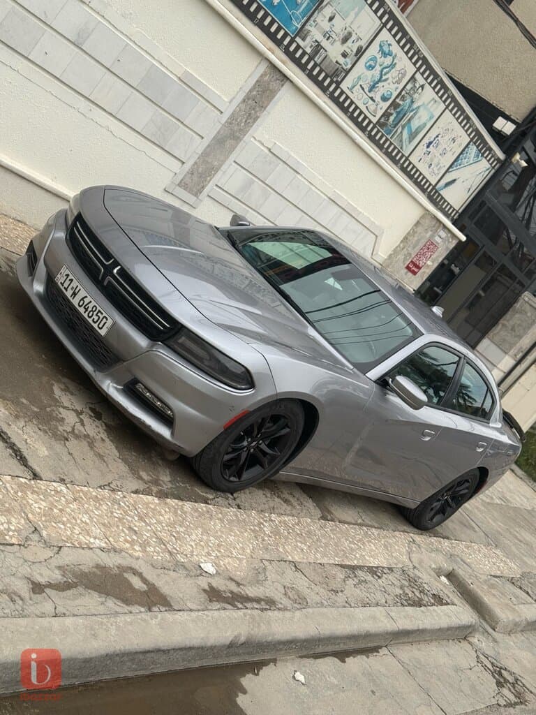 Dodge Charger SXT 6