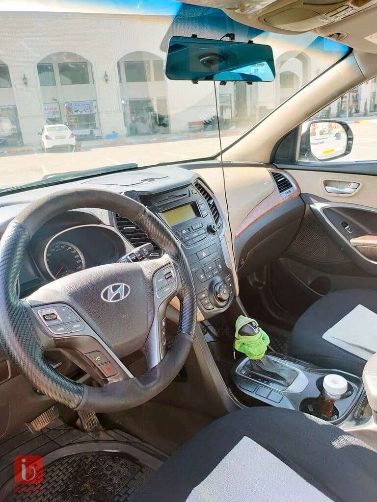 Hyundai Santa Fe 8