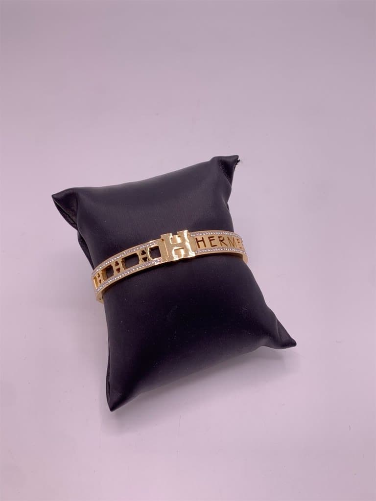 Hermes Bracelet (Gold)