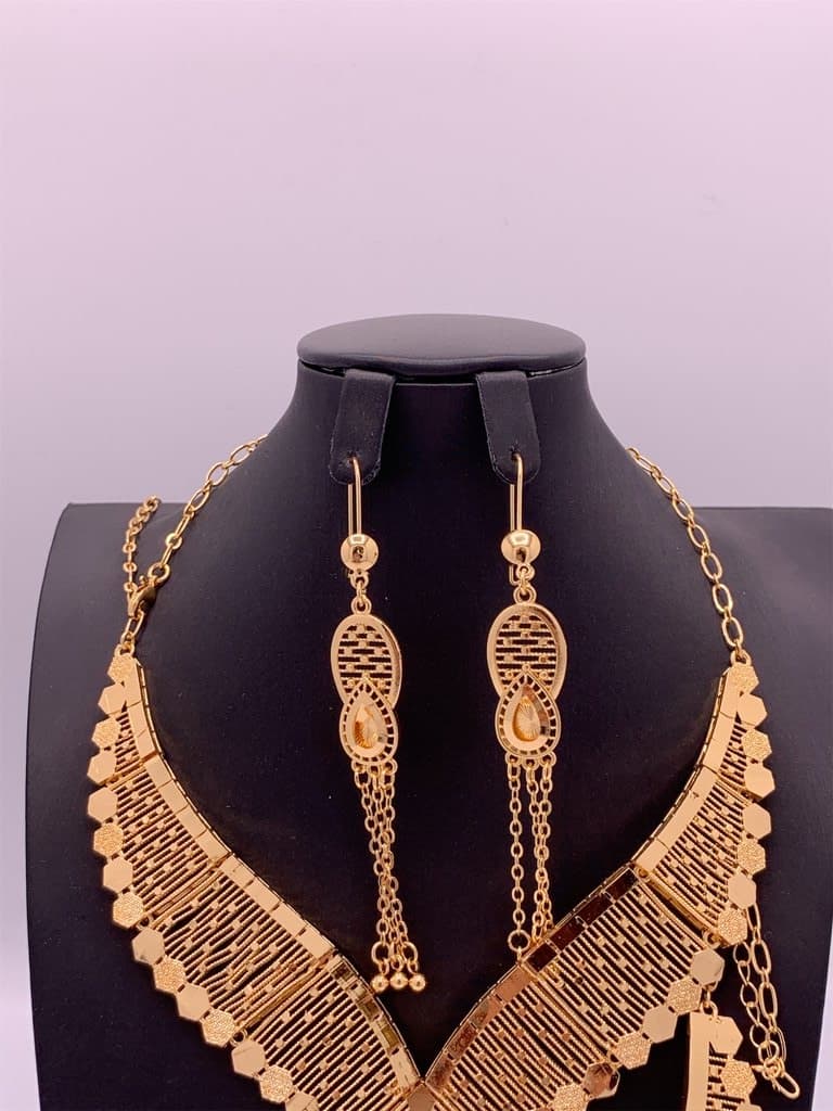 Jewelry Set (Gold) 4