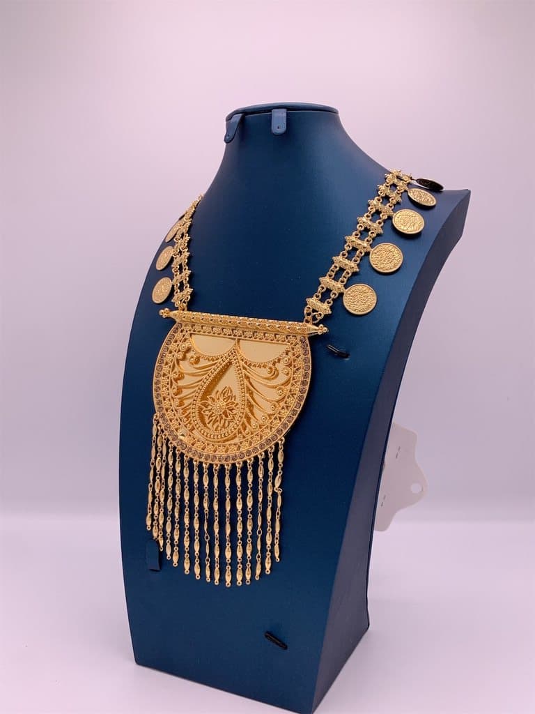 Golden Necklace 2