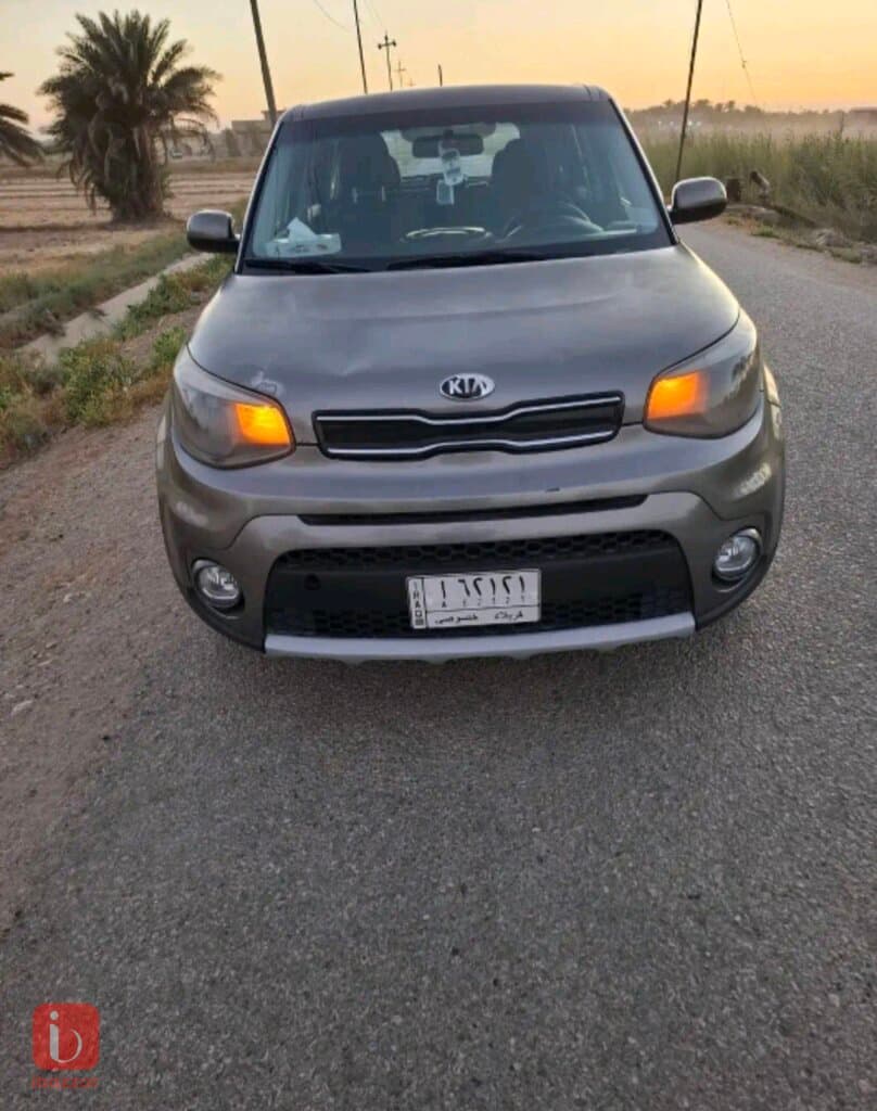KIA Soul EX 2.0 6