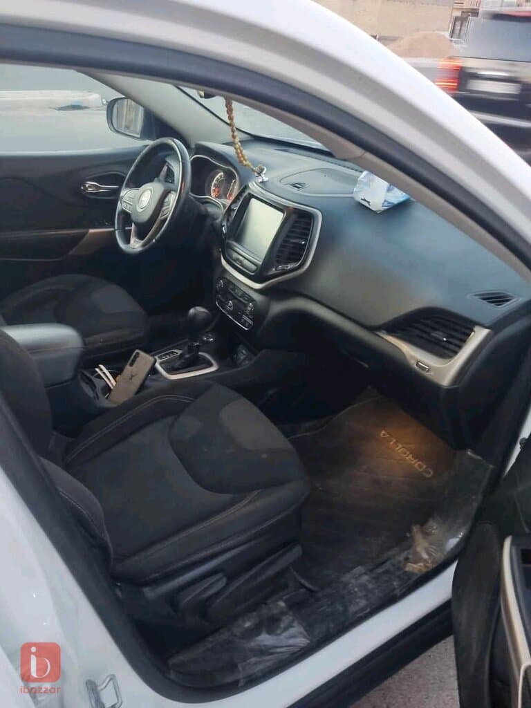 Jeep Grand Cherokee Limited 10