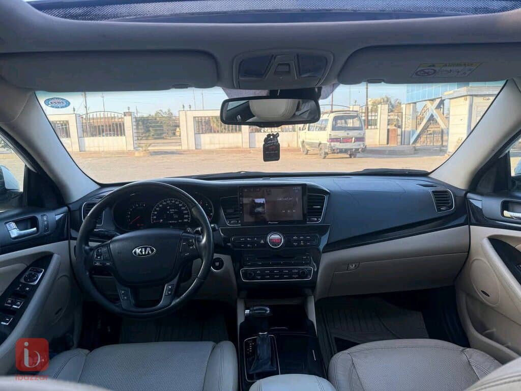 KIA Cadenza 3