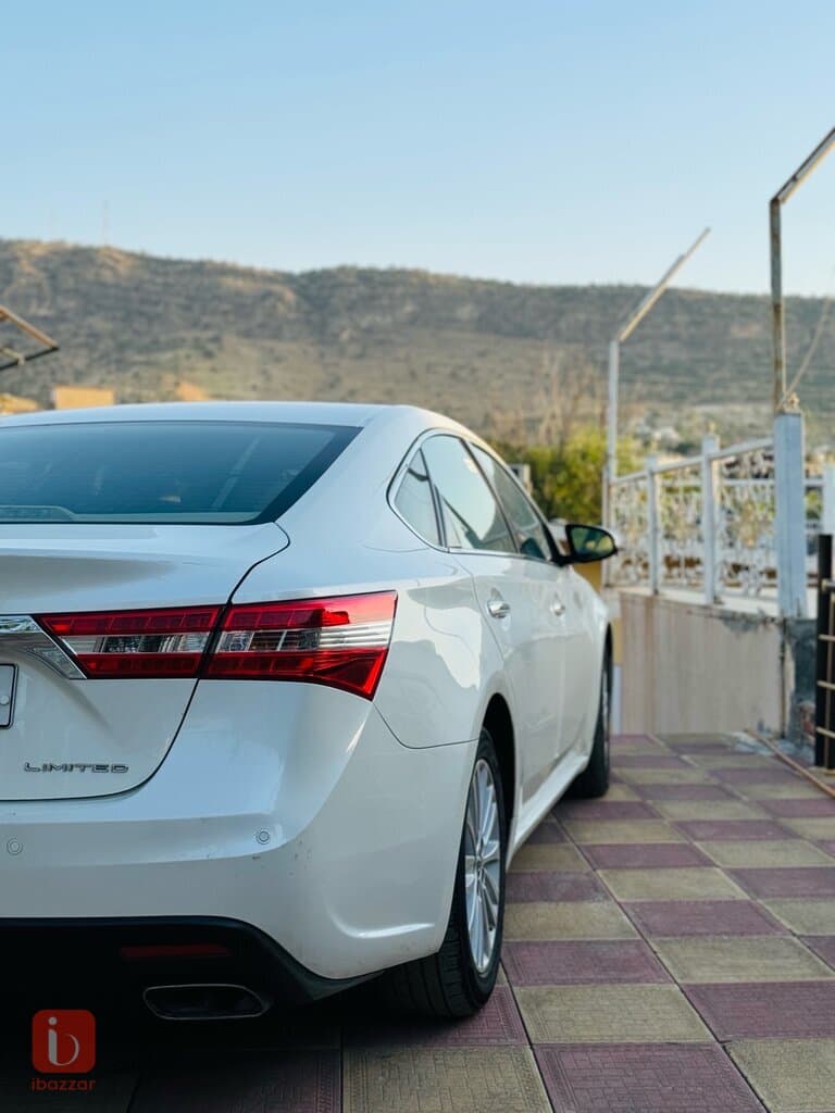 Toyota Avalon Limited 5