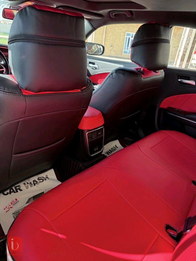 Dodge Charger 10