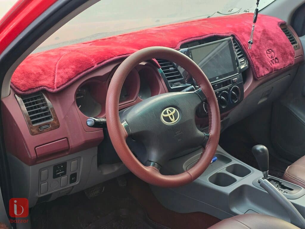 Toyota Hilux 8