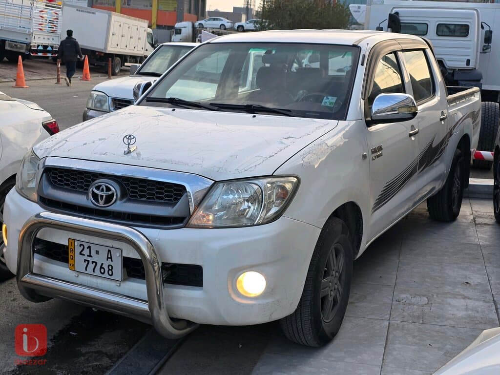Toyota Hilux 1