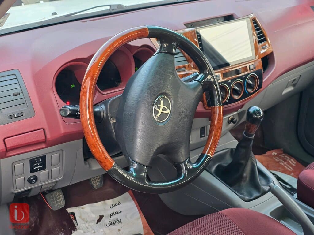 Toyota Hilux 4