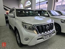 Toyota Prado — photo 1