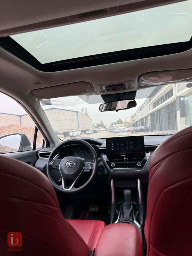 Toyota Corolla Cross 9