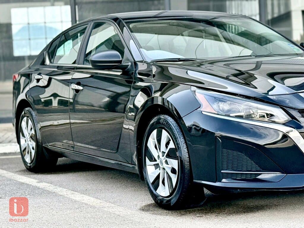 Nissan Altima SV