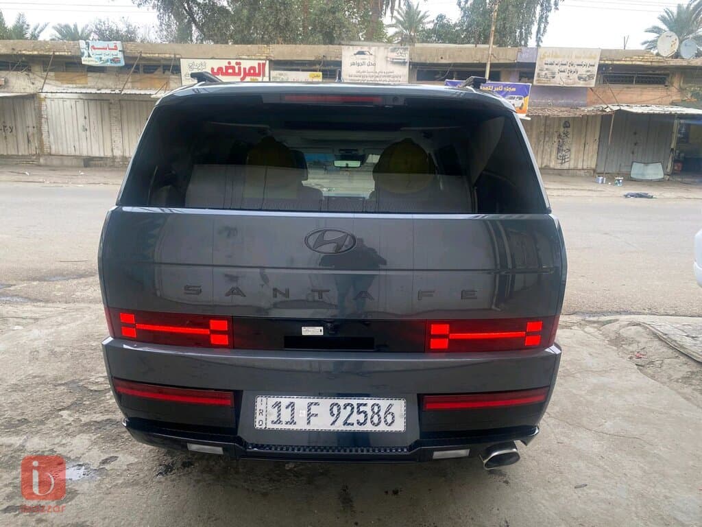 Hyundai Santa Fe Standard 4