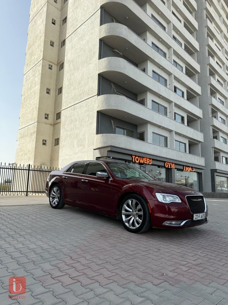 Chrysler 300 3
