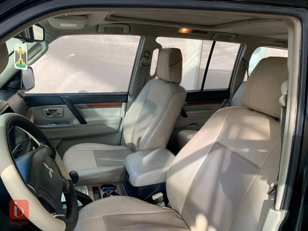Mitsubishi Pajero GLS 8