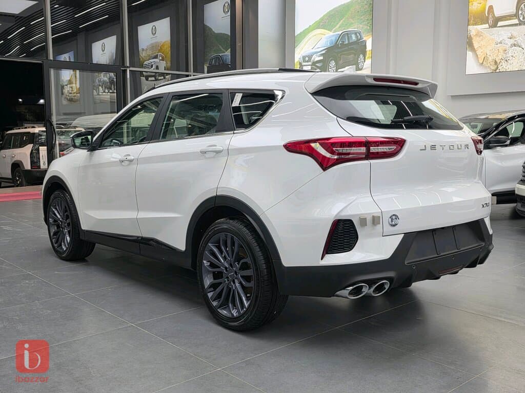Jetour X70 4