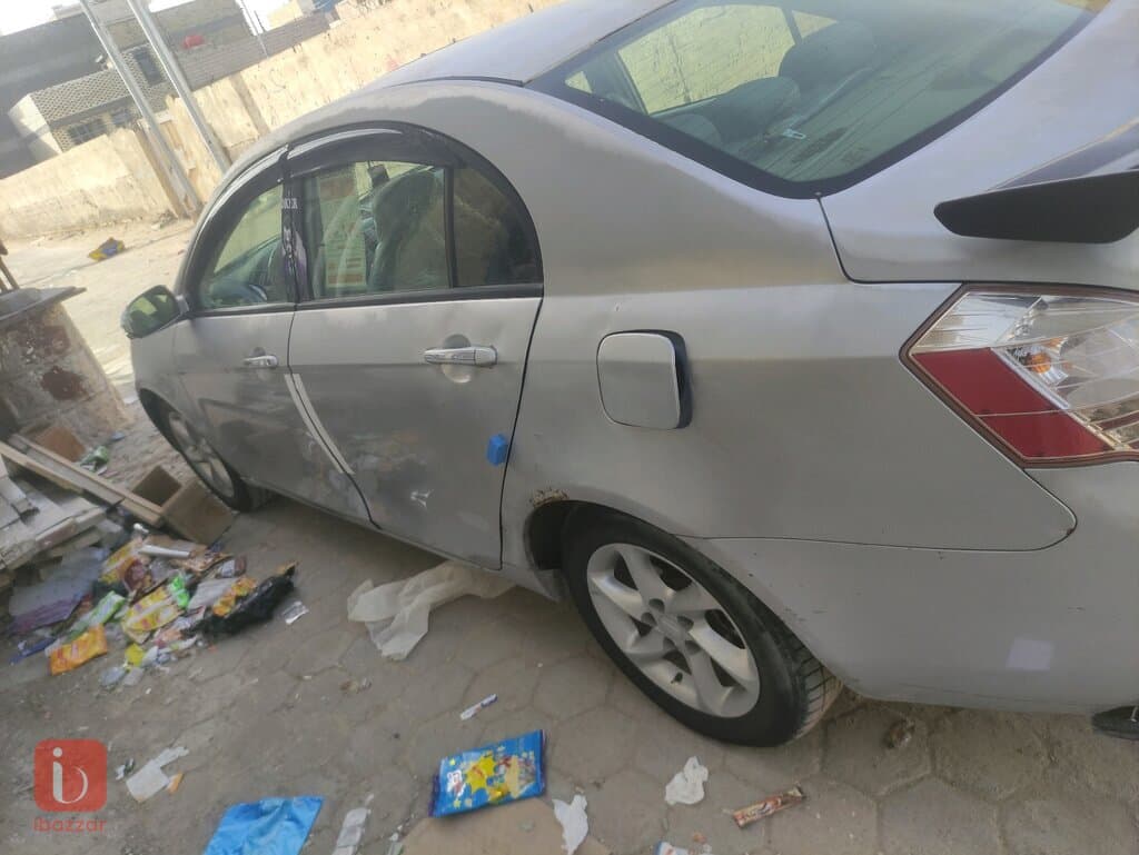 Geely Emgrand 7 1.8L CVT GL 5
