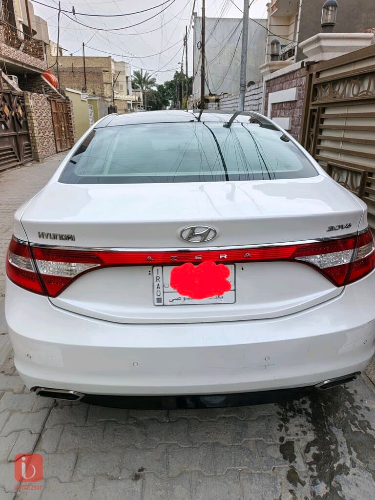 Hyundai Azera 2