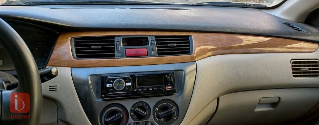 Mitsubishi Lancer 4