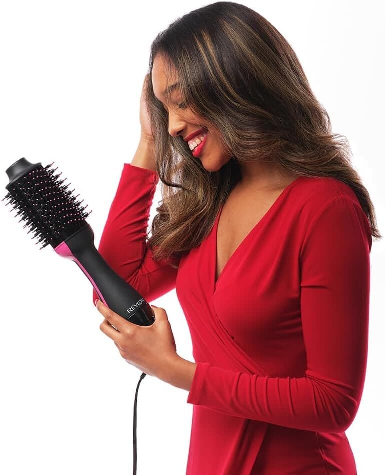 Revlon Round Hair Dryer Brush - RVDR5222UK4 (Black) 3